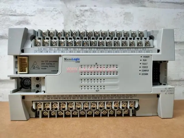 PLC Allen Bradley Micrologix 1200 1762 L40BWA